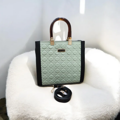 Luxe Women’s Handbag – Fancy Pattern Design